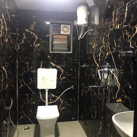 Taloja Midc Hotel Taloje Budrukh Екстериор снимка