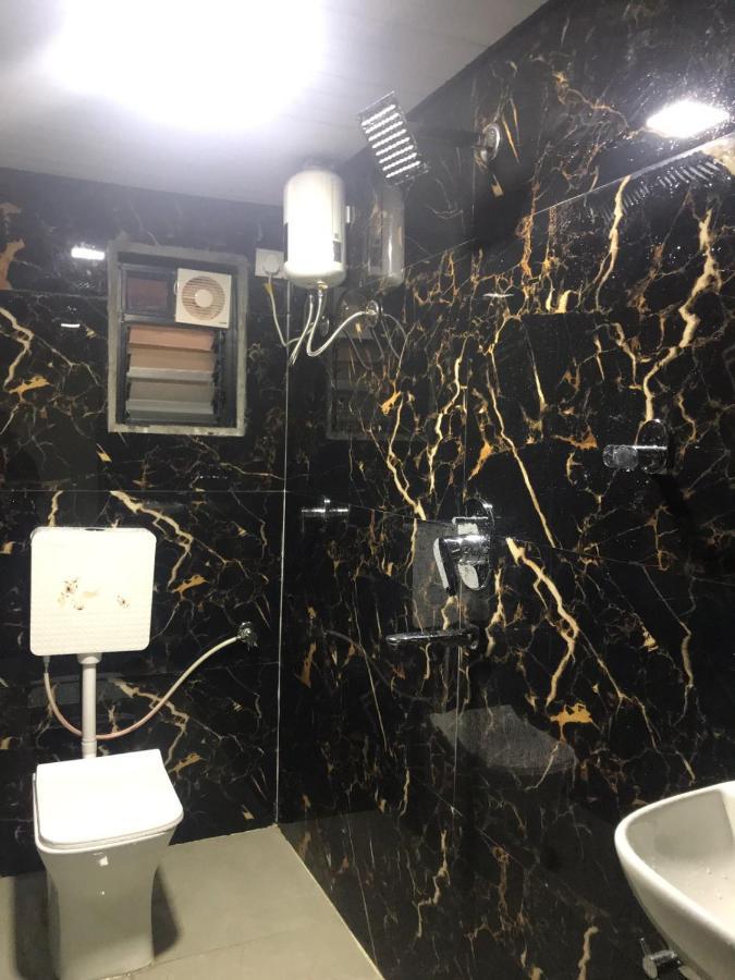 Taloja Midc Hotel Taloje Budrukh Екстериор снимка